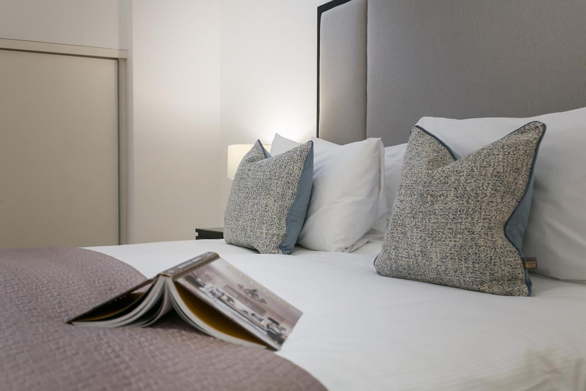 Urban Chic - Chiltern And Baker London