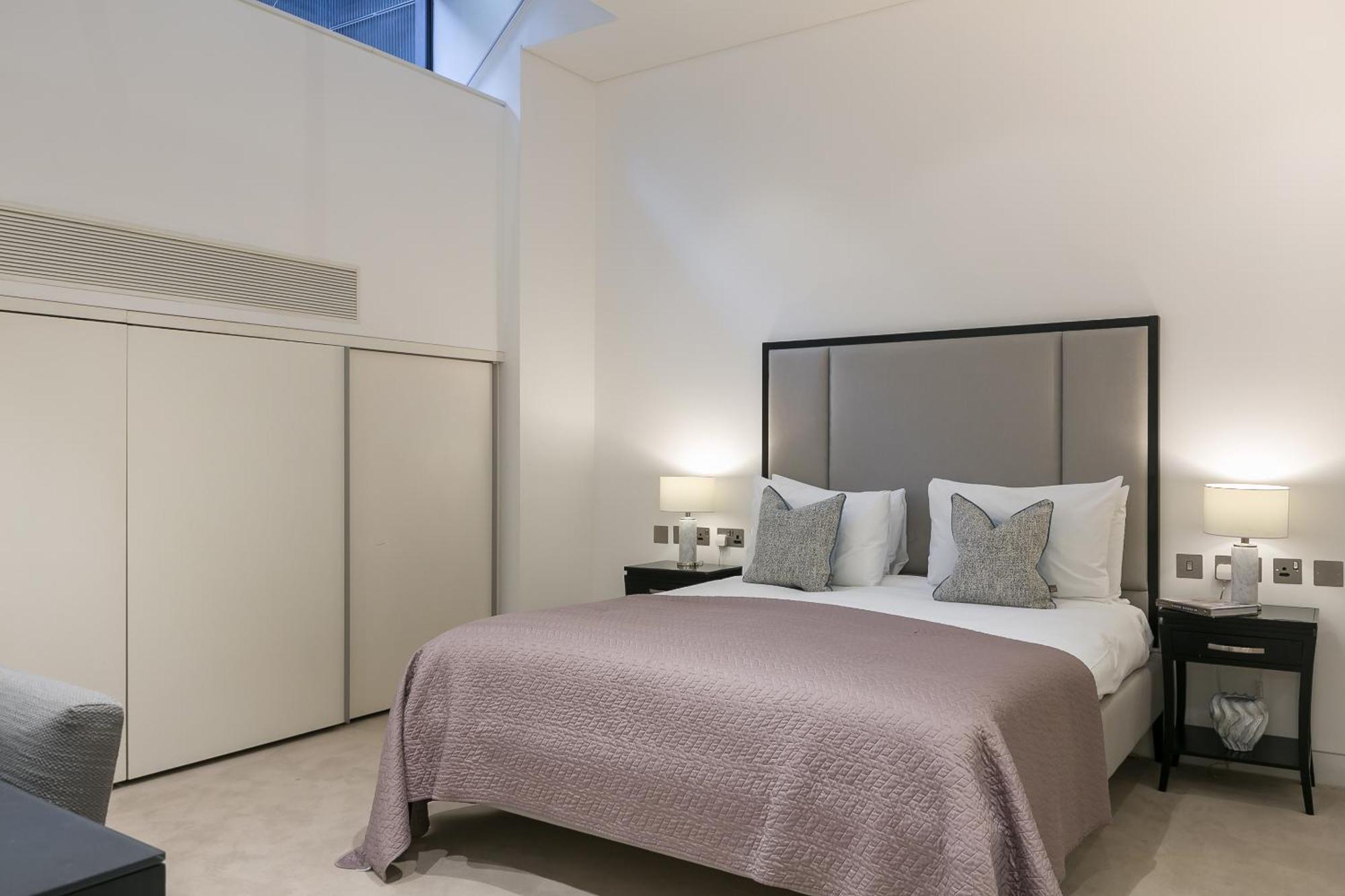 Urban Chic - Chiltern And Baker London