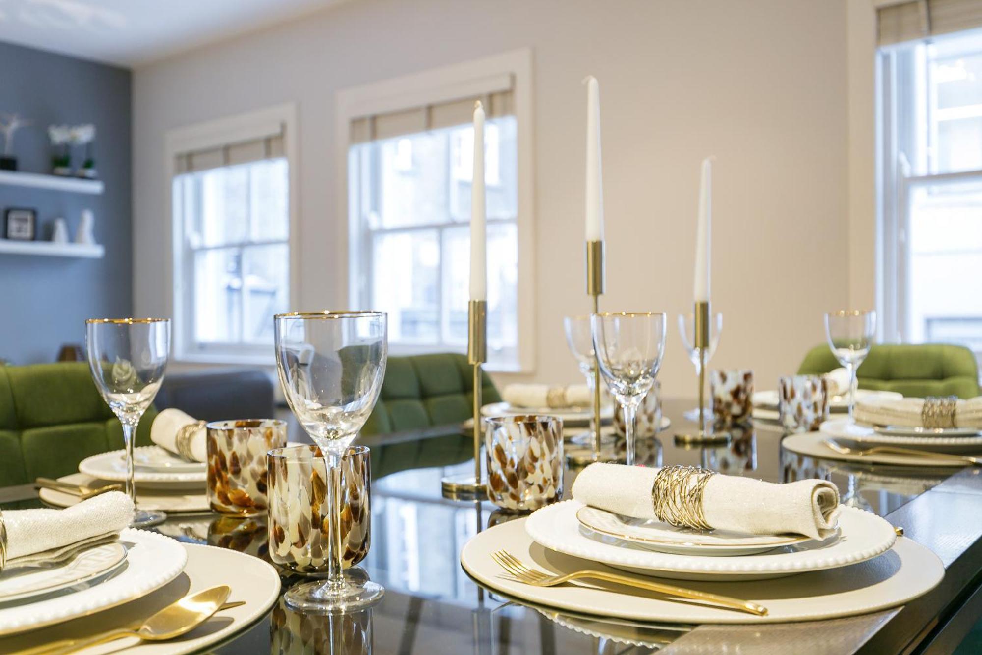 Urban Chic - Chiltern And Baker London